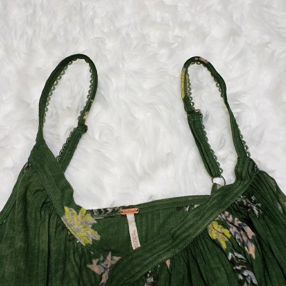 Free People | Top Green  | L |  sleeveless - Picture 3 of 6